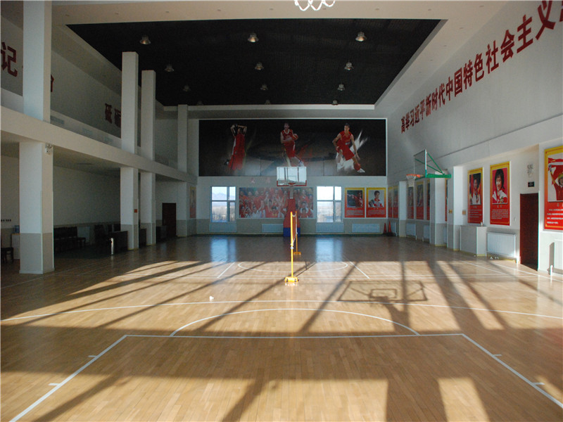 室内篮球馆